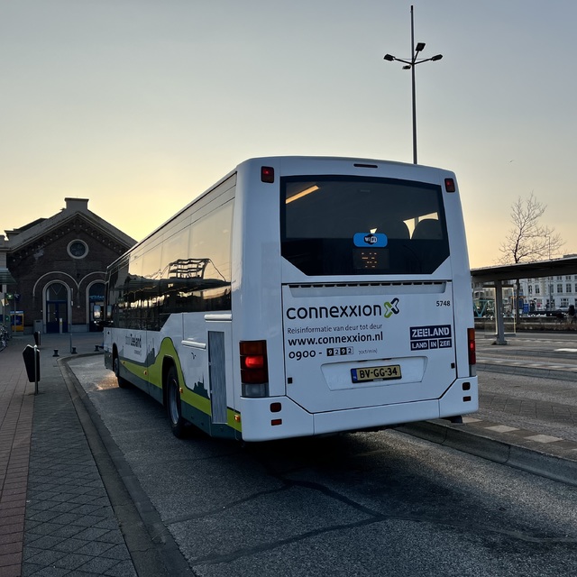 Foto van CXX Volvo 8700 RLE 5748 Standaardbus door_gemaakt Treinspotterzeeland