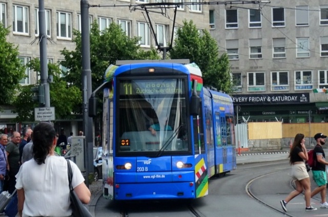 Foto van VGF VGF Baureihe S 203 Tram door Jossevb