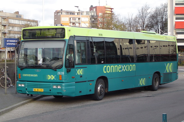 Foto van CXX Den Oudsten B95 2828 Standaardbus door wyke2207