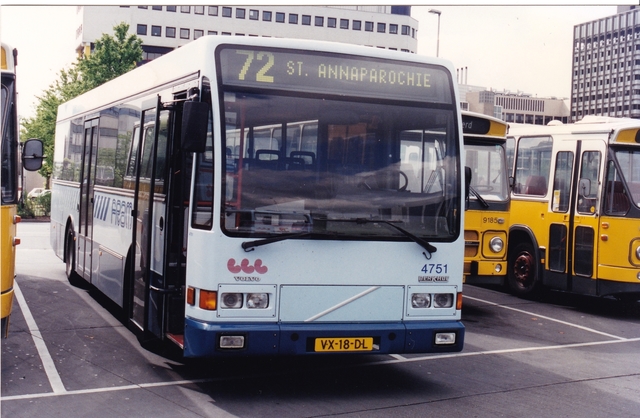 Foto van FRAM Berkhof 2000NL 4751 Standaardbus door wyke2207