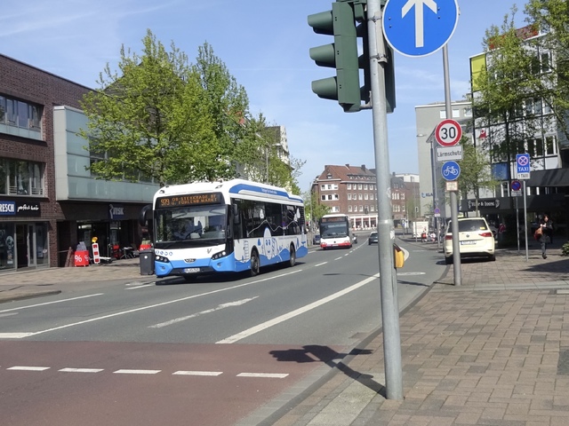Foto van Vestische VDL Citea SLF-120 Electric 2702 Standaardbus door_gemaakt Rotterdamseovspotter