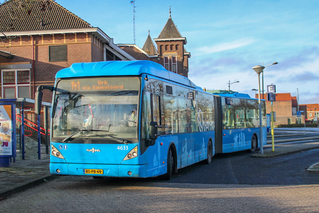 Foto van OVinIJ Van Hool AG300 4633 Gelede bus door_gemaakt Bussenentreinenrondzwolle