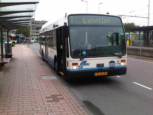 Foto van GVU Van Hool A300 LPG 4099 Standaardbus door stefan188