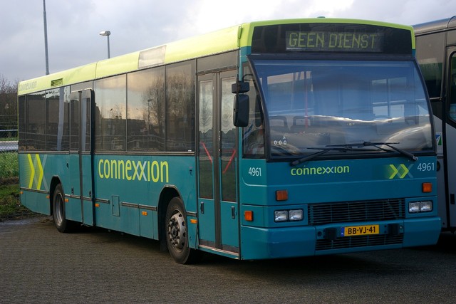 Foto van CXX Den Oudsten B88 4961 Standaardbus door wyke2207