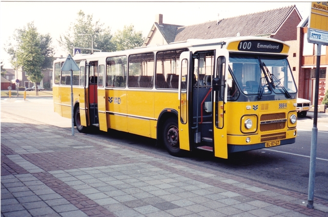 Foto van VAD DAF MB200 9864 Standaardbus door wyke2207