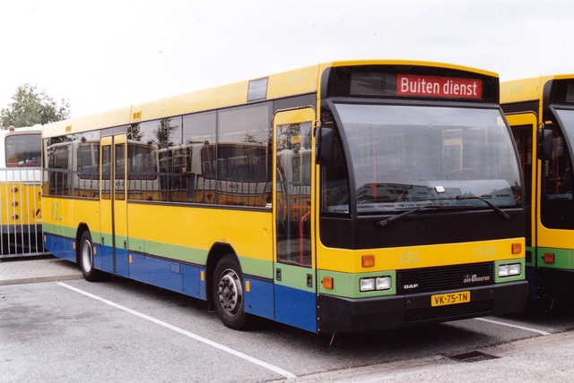 Foto van VSL Den Oudsten B88 1558 Standaardbus door wyke2207