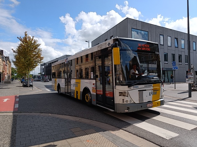 Foto van DeLijn Jonckheere Transit 2000 5144 Standaardbus door_gemaakt BusfanTom