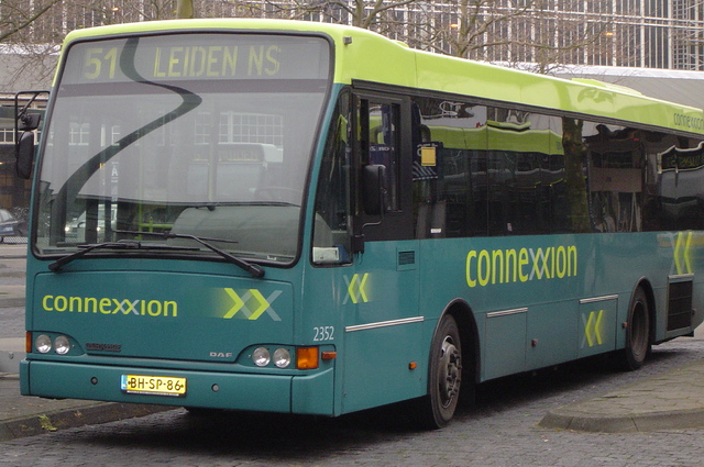 Foto van CXX Berkhof 2000NL 2352 Standaardbus door wyke2207