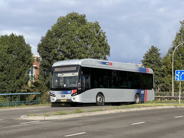 Foto van RET VDL Citea SLE-120 Hybrid 1237 Standaardbus door Stadsbus