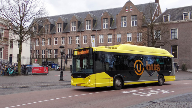 Foto van QBZ Iveco E-way 10.7 4308 Midibus door OVdoorNederland