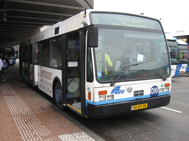 Foto van GVU Van Hool A300 LPG 4098 Standaardbus door stefan188