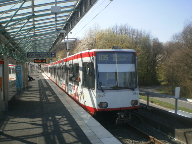 Foto van Bogestra Stadtbahnwagen B 6018 Tram door Perzik