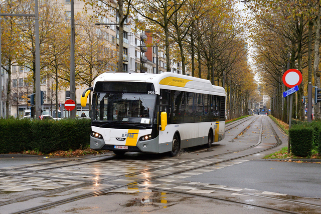 Foto van DeLijn VDL Citea SLF-120 Hybrid 5939 Standaardbus door_gemaakt Chloe0331