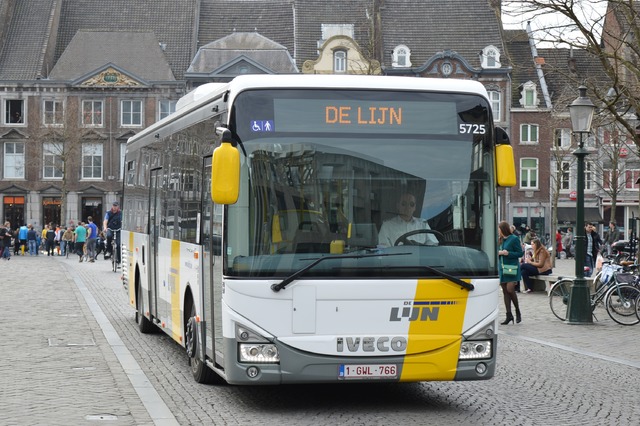 Foto van DeLijn Iveco Crossway LE (12mtr) 5725 Standaardbus door wyke2207