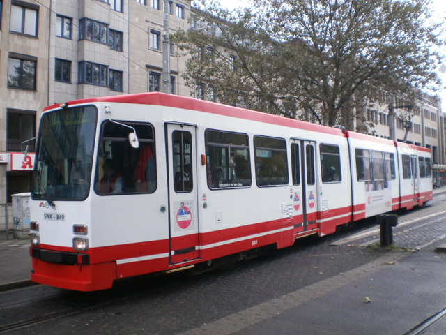 Foto van SWK Stadtbahnwagen M/N 8 829 Tram door Perzik