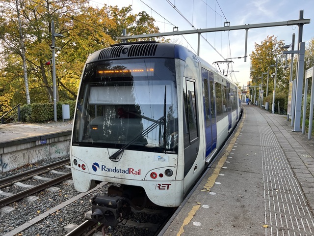Foto van RET RSG3 5516 Metro door Stadsbus
