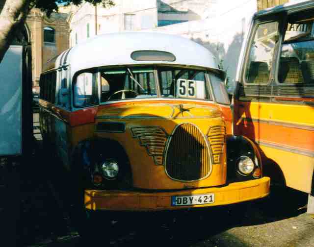 Foto van Malta Malta OV-oud 421 Standaardbus door Jelmer