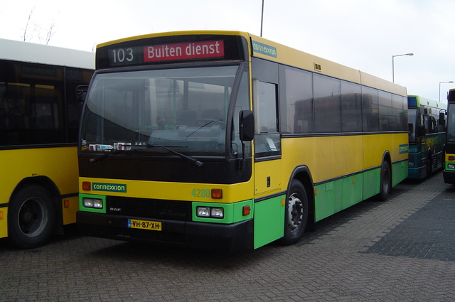 Foto van CXX Den Oudsten B88 4280 Standaardbus door wyke2207