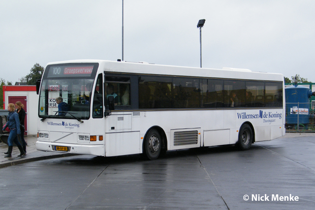 Foto van WDK Berkhof 2000NL 374 Standaardbus door Busentrein