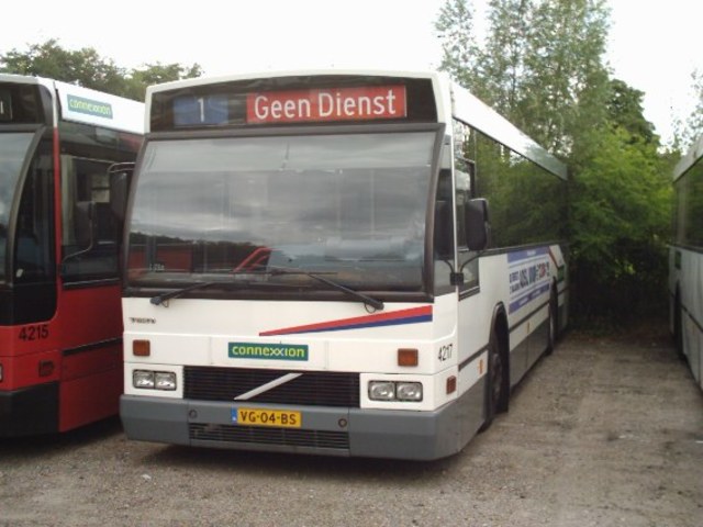 Foto van CXX Den Oudsten B88 4217 Standaardbus door PEHBusfoto