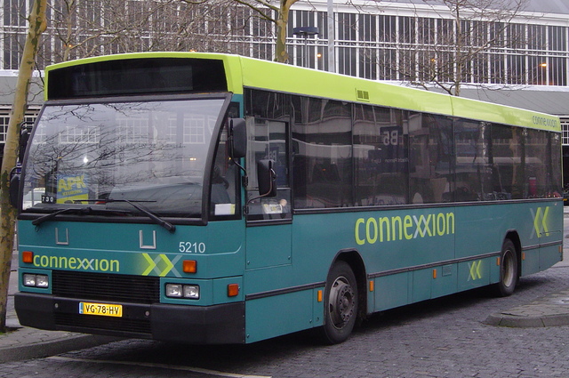 Foto van CXX Den Oudsten B88 5210 Standaardbus door wyke2207