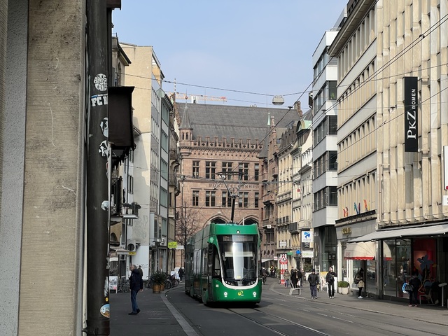 Foto van BVB Flexity 5016 Tram door_gemaakt Stadsbus
