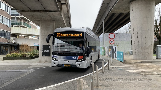 Foto van RET VDL Citea SLE-120 Hybrid 1247 Standaardbus door_gemaakt Stadsbus