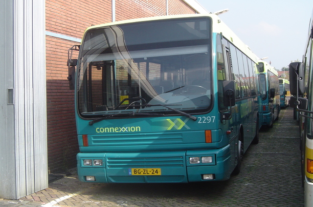 Foto van CXX Den Oudsten B95 2297 Standaardbus door_gemaakt wyke2207