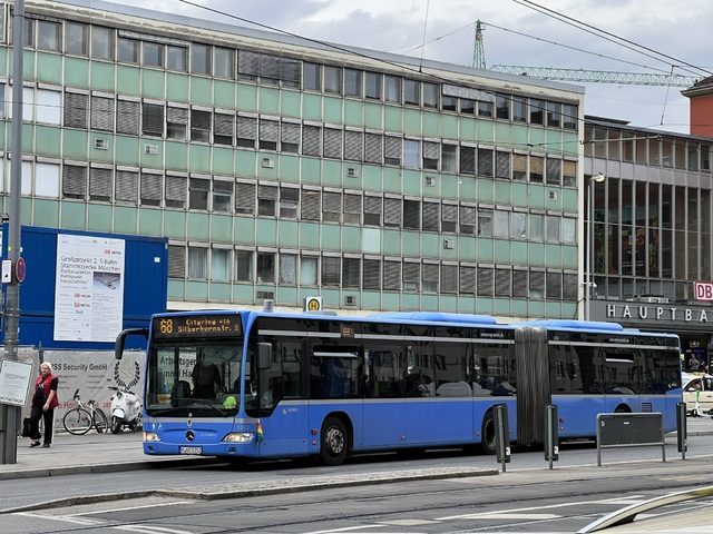 Foto van MVG Mercedes-Benz Citaro G 5352 Gelede bus door Stadsbus