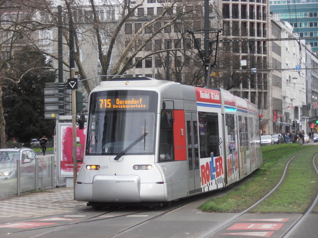 Foto van Rheinbahn NF8U 3319 Tram door Perzik