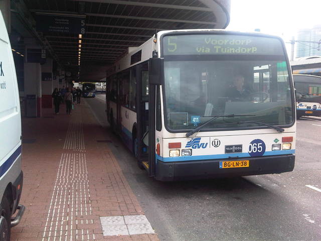 Foto van GVU Van Hool A300 LPG 4065 Standaardbus door stefan188