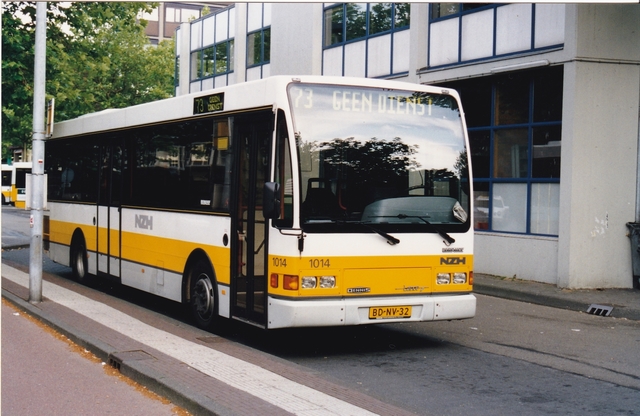Foto van NZH Berkhof 2000NL 1014 Standaardbus door wyke2207