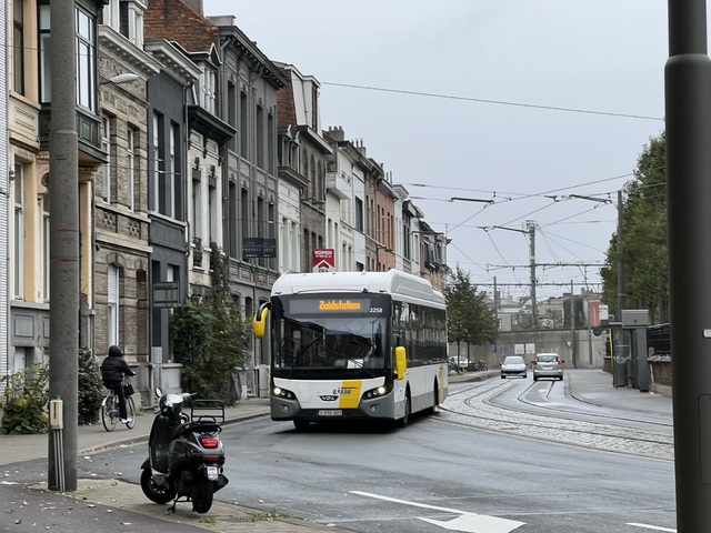 Foto van DeLijn VDL Citea SLE-120 Hybrid 2258 Standaardbus door_gemaakt Stadsbus