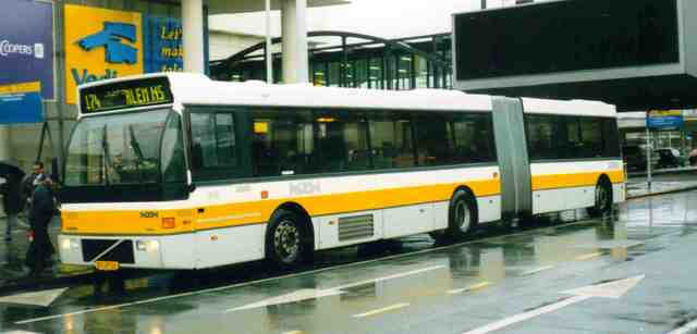Foto van NZH Berkhof Duvedec G 9051 Gelede bus door Jelmer