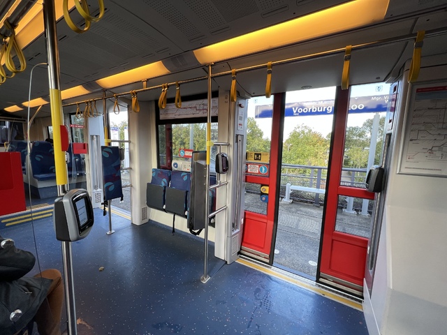 Foto van HTM RegioCitadis 4043 Tram door Stadsbus