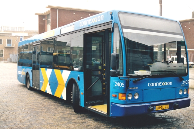 Foto van CXX Berkhof 2000NLF 2405 Standaardbus door wyke2207