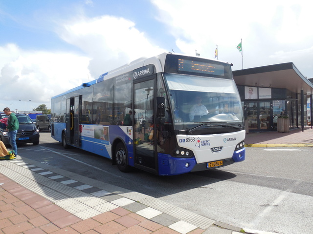 Foto van ARR VDL Citea LLE-120 8563 Standaardbus door Stadsbus