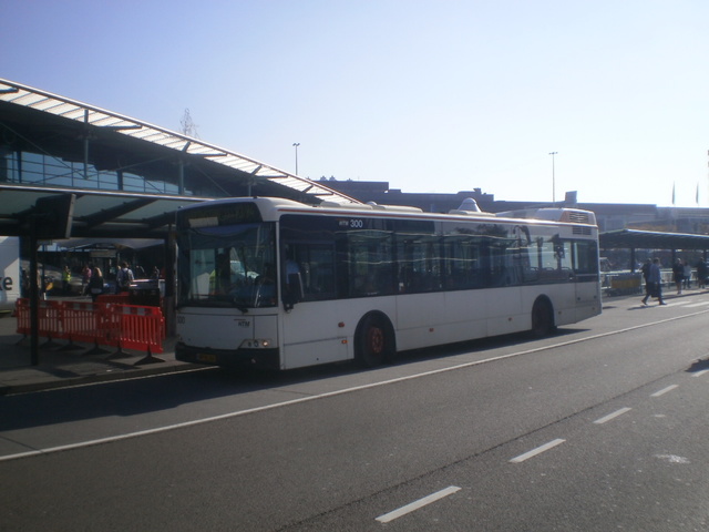 Foto van HTM Berkhof Diplomat 300 Standaardbus door Perzik
