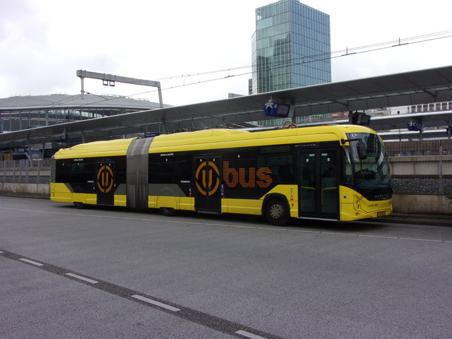 Foto van QBZ Heuliez GX437 ELEC 4828 Gelede bus door_gemaakt Lijn45