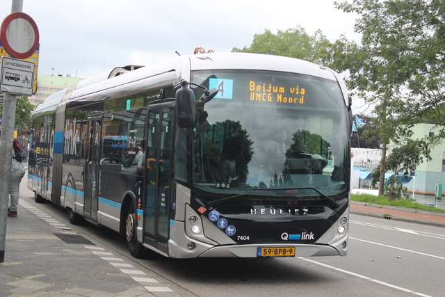Foto van QBZ Heuliez GX437 ELEC 7404 Gelede bus door_gemaakt MHVentura