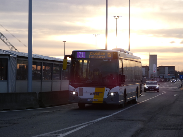 Foto van DeLijn Scania Citywide LE 303215 Standaardbus door_gemaakt Delijn821