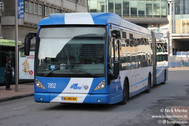 Foto van GVU Van Hool AG300 7852 Gelede bus door_gemaakt Busentrein