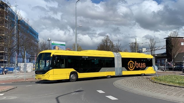 Foto van QBZ Heuliez GX437 ELEC 4830 Gelede bus door_gemaakt Stadsbus