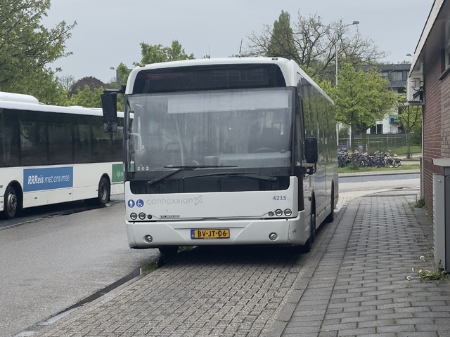 Foto van HER VDL Ambassador ALE-120 4215 Standaardbus door_gemaakt Ovzuidnederland