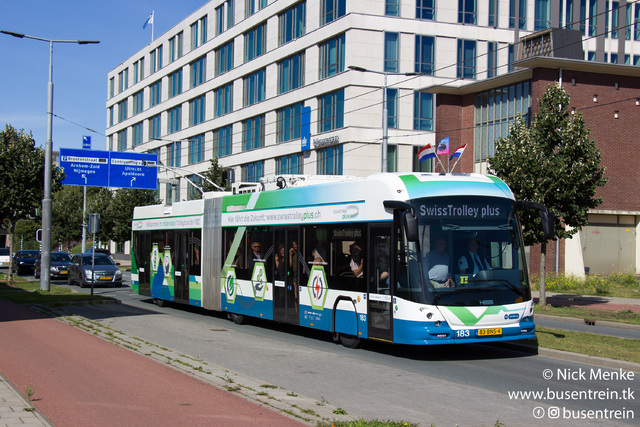 Foto van HER Hess Swisstrolley 5274 Gelede bus door Busentrein