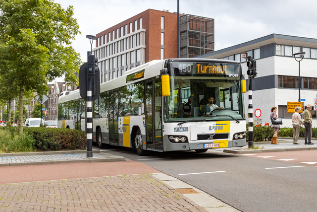 Foto van DeLijn Volvo 7700A 111078 Gelede bus door Treinspottertje