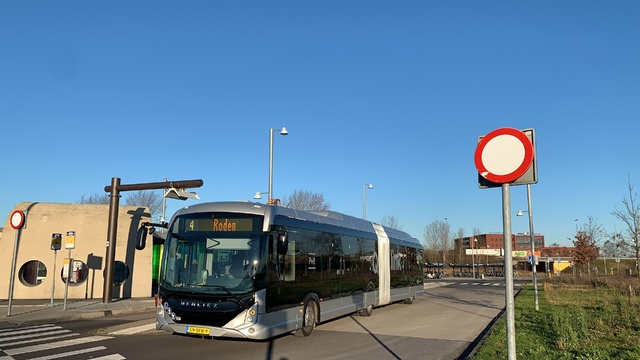 Foto van QBZ Heuliez GX437 ELEC 7404 Gelede bus door Stadsbus