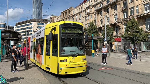 Foto van VGF VGF Baureihe S 269 Tram door Stadsbus