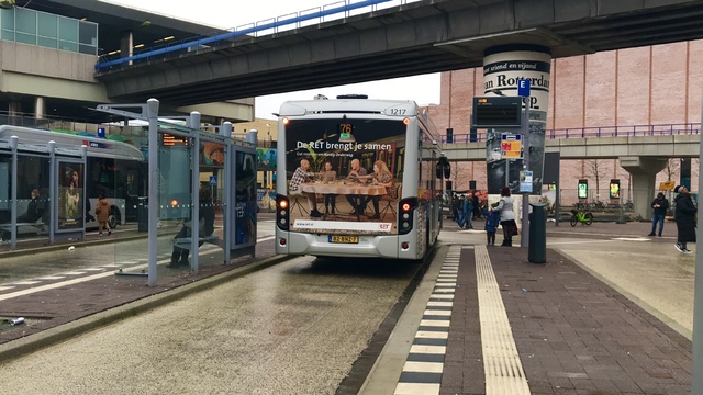 Foto van RET VDL Citea SLE-120 Hybrid 1217 Standaardbus door_gemaakt Rotterdamseovspotter