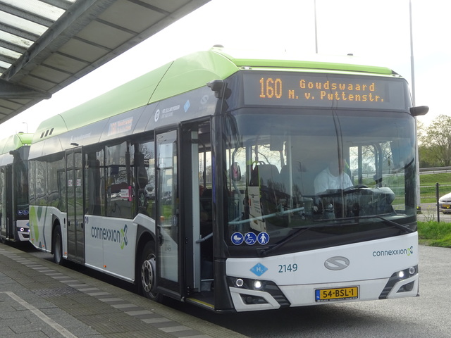 Foto van CXX Solaris Urbino 12 hydrogen 2149 Standaardbus door Rotterdamseovspotter
